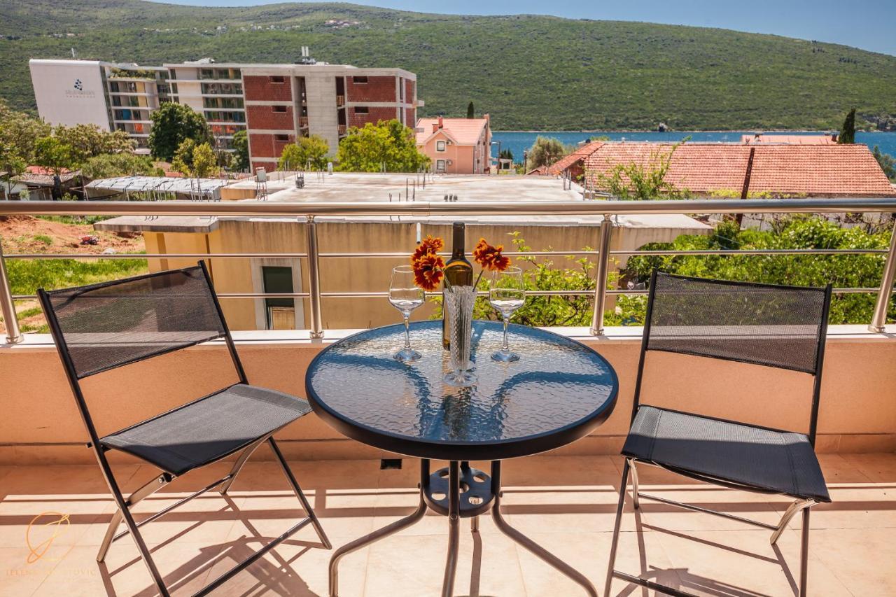 Apartments Ruzmarin แฮร์เซ็ก-โนวี ภายนอก รูปภาพ